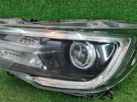 Битая Фара левая Subaru Outback 5 (2017-2021) LED