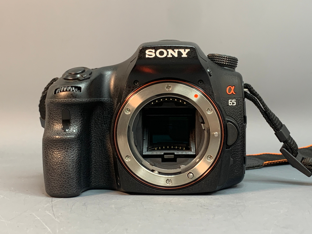 Sony A65 kit 18-55mm 18.000 кадров