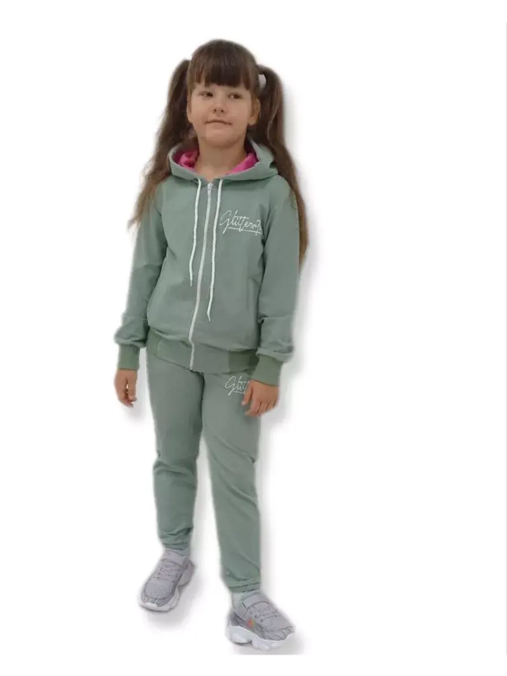 Спортивный костюм детский для девочки.