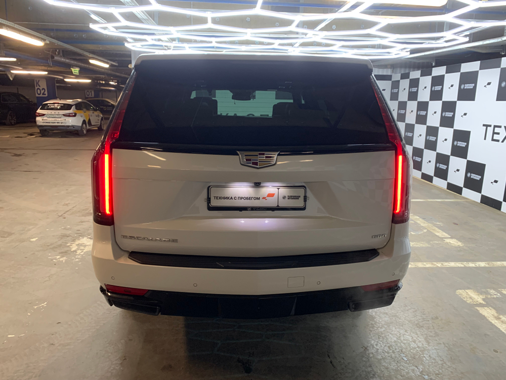 Cadillac ESCALADE 6.0 V8 Hybrid Platinum
