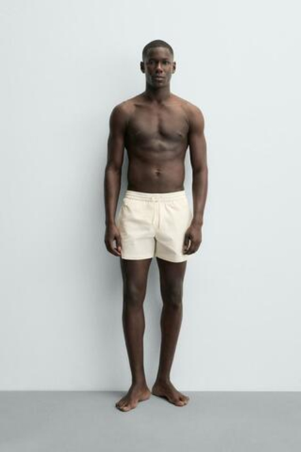 ZARA ПЛАВКИ СРЕДНЕЙ ДЛИНЫ ИЗ SEERSUCKER, ЭКРЮ