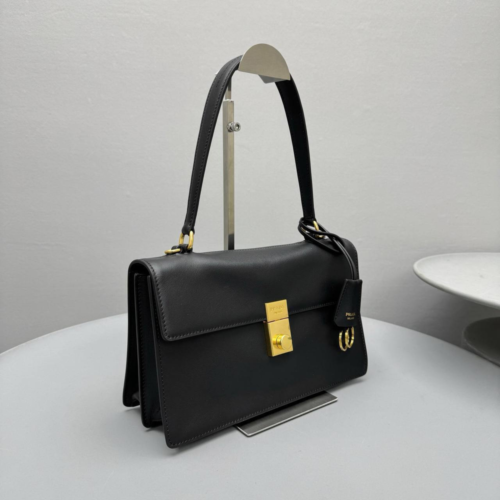 Сумка Prada