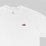  Футболка мужская Nike Sportswear Club Sneaker Patch артикул: FQ3762-100 - купить в магазине Дайс
