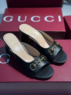 Босоножки Gucci