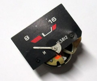 Указатель напряжения (вольтметр) 2108 АвтоПрибор низкая панель (16.3812010)