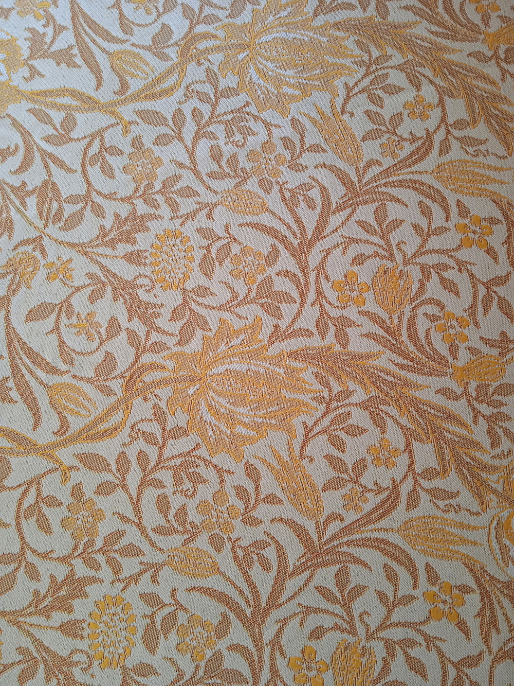 Гобеленовая скатерть Золотая лирика D 160 см