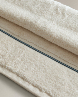 Zara Home - Банное полотенце с вышитым бордюром, синий, 30х50 см