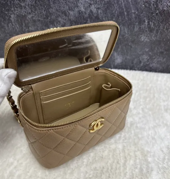 Косметичка Chanel Vanity