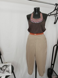 Летний ансамбль б/у без нюансов. Топ и Бриджи. Размер - 46/48 русский.