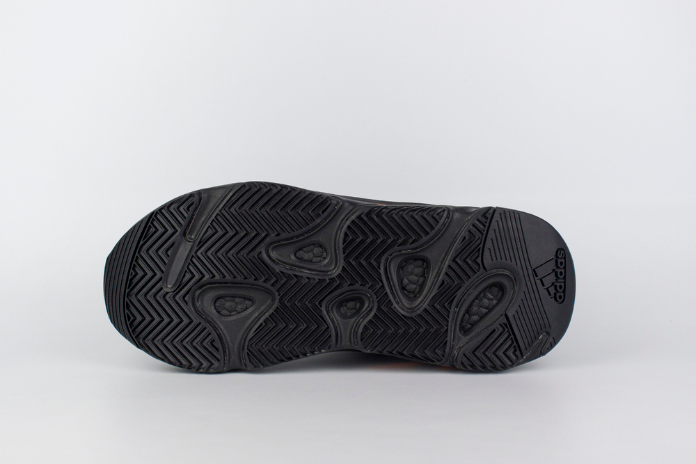 Кроссовки Adidas Yeezy Boost 700 Wmns All Black