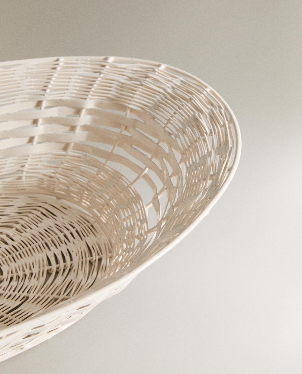 Zara Home Корзина из металла, цвет кремовый, 40 см