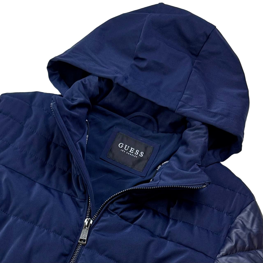 Пуховик Guess