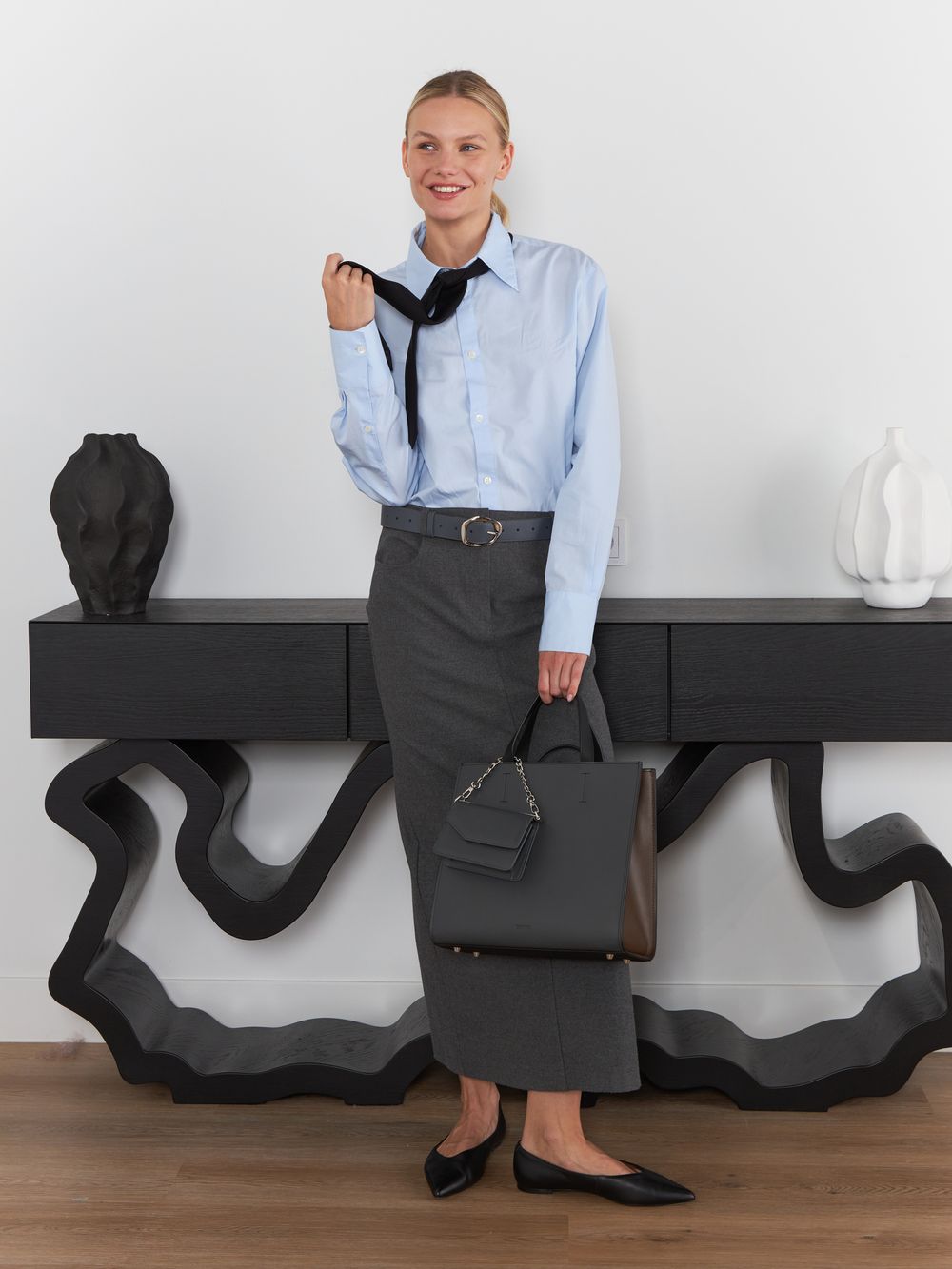 БАЗОВЫЙ РЕМЕНЬ С МЯТОЙ ПРЯЖКОЙ GRAPHITE