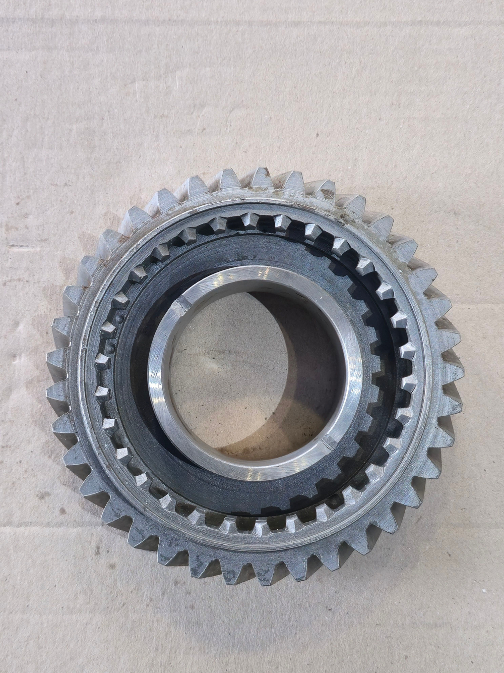 Шестерня КПП ЯМЗ 3-й передачи вала вторичного 37 зубьев АВТОДИЗЕЛЬ