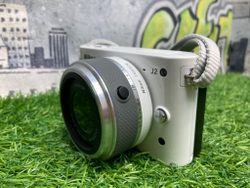 Nikon 1 J2 Kit 11-27.5mm 3.5-5.6