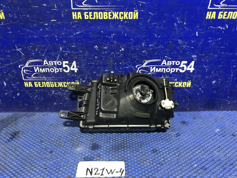 Фара передняя правая MITSUBISHI RVR 1995