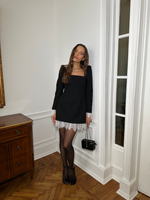 Платье из твида с кружевным подъюбником мини черное