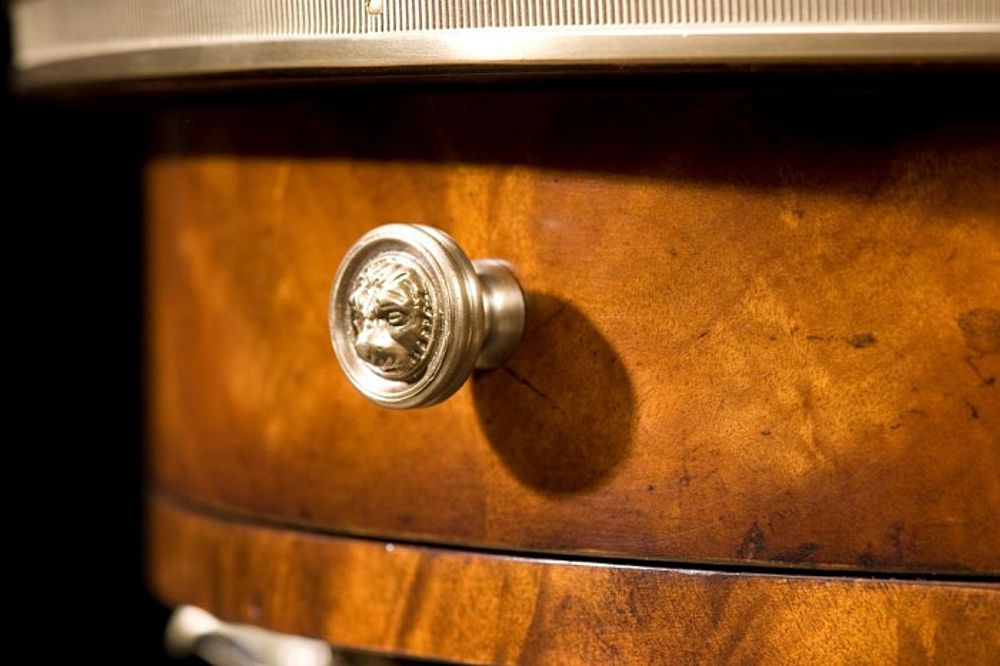 Ламповый столик "Адмирал"