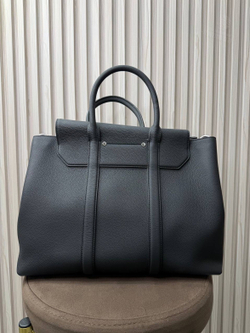 Деловая сумка через плечо Louis Vuitton Georges Tote MM
