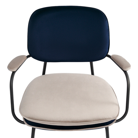 Стул с подлокотниками Bergenson Bjorn Pea bb0000701