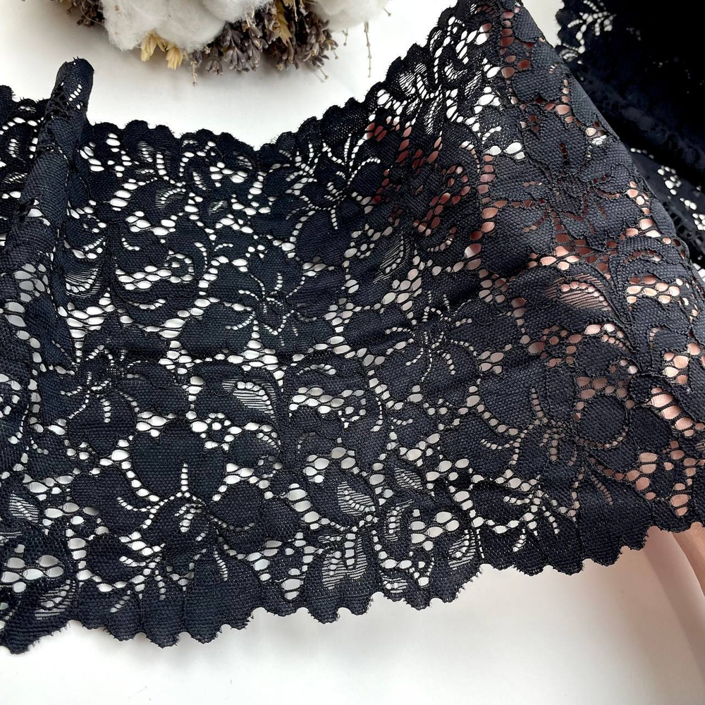 Кружево эластичное черное 18 см