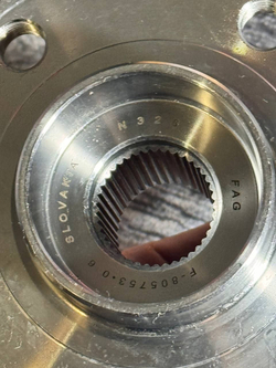 Ступица передняя в сборе Volvo S60 II 30736501