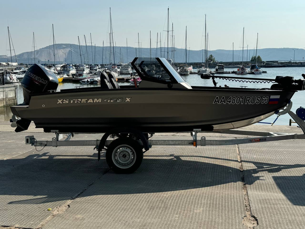 Алюминиевая лодка Xstream 420X