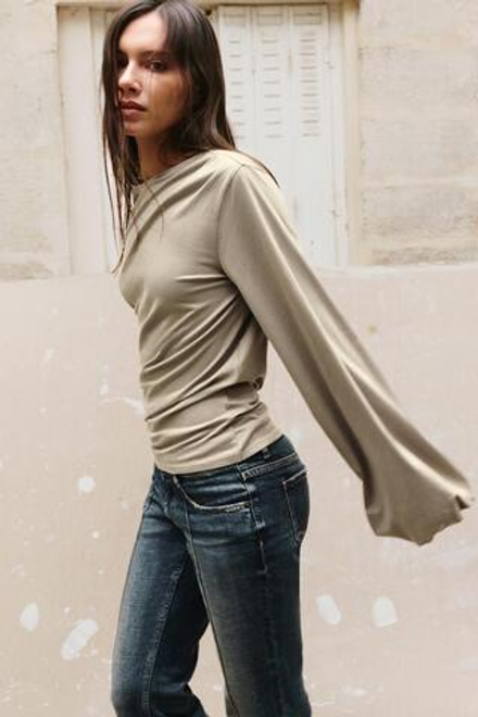 ZARA ТОП АСИММЕТРИЧНОГО КРОЯ С ОБЪЕМНЫМИ РУКАВАМИ, СЕРО-КОРИЧНЕВЫЙ