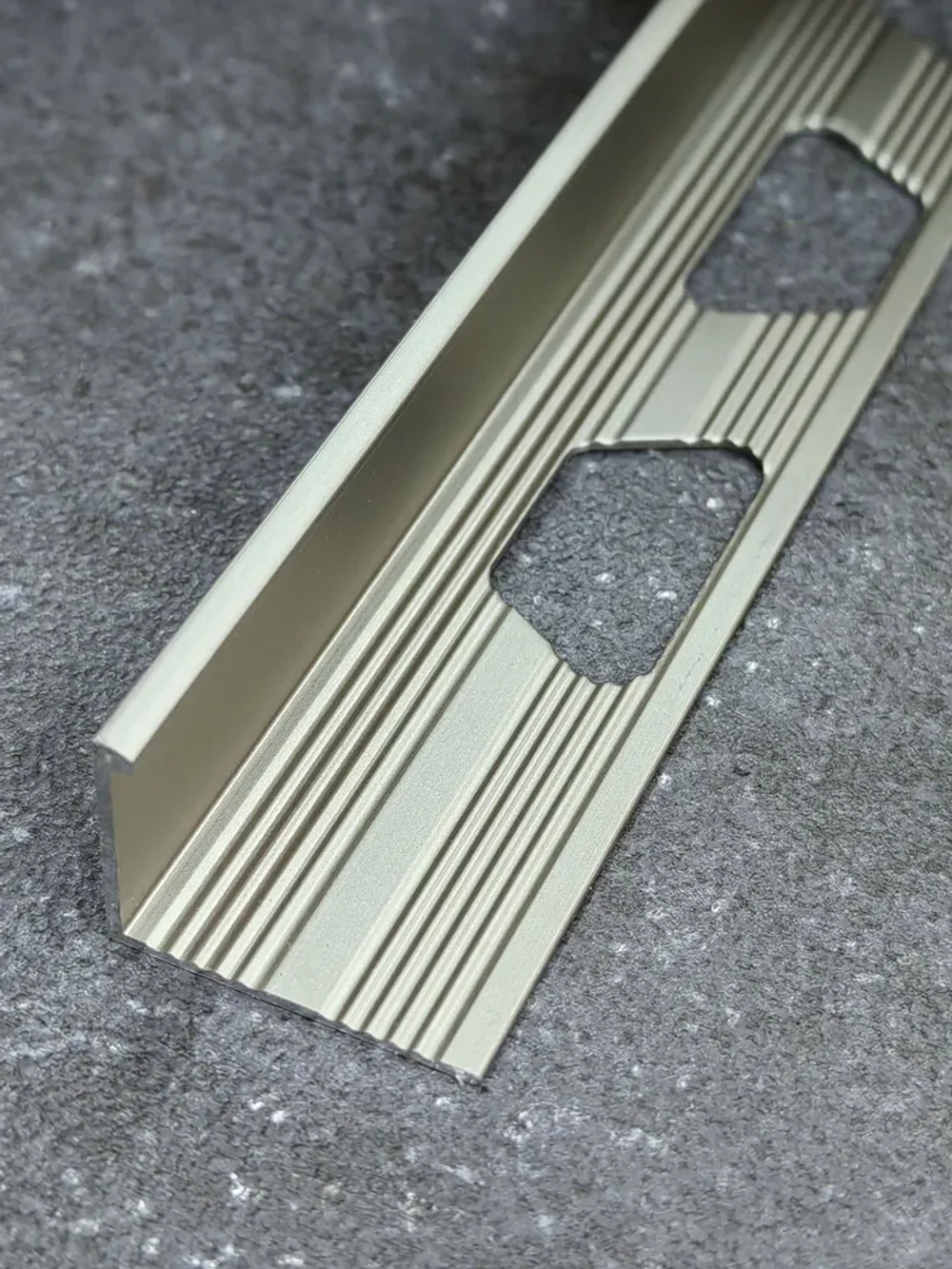 АП 12мм "DO-1" 2,7м Шампань (бронза) мат. Г-об. анод. алюм.