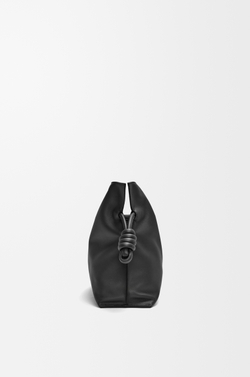 Loewe Сумка-клатч среднего размера Flamenco из телячьей кожи наппа, черный