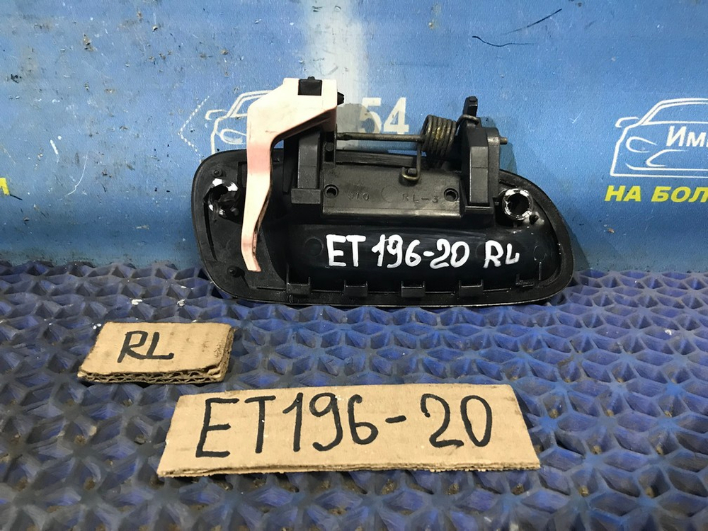 Ручка двери задней левой внешняя TOYOTA CALDINA 1996