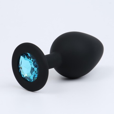 Черная анальная пробка с бирюзовым кристаллом - 8 см. (Цвет: черный)