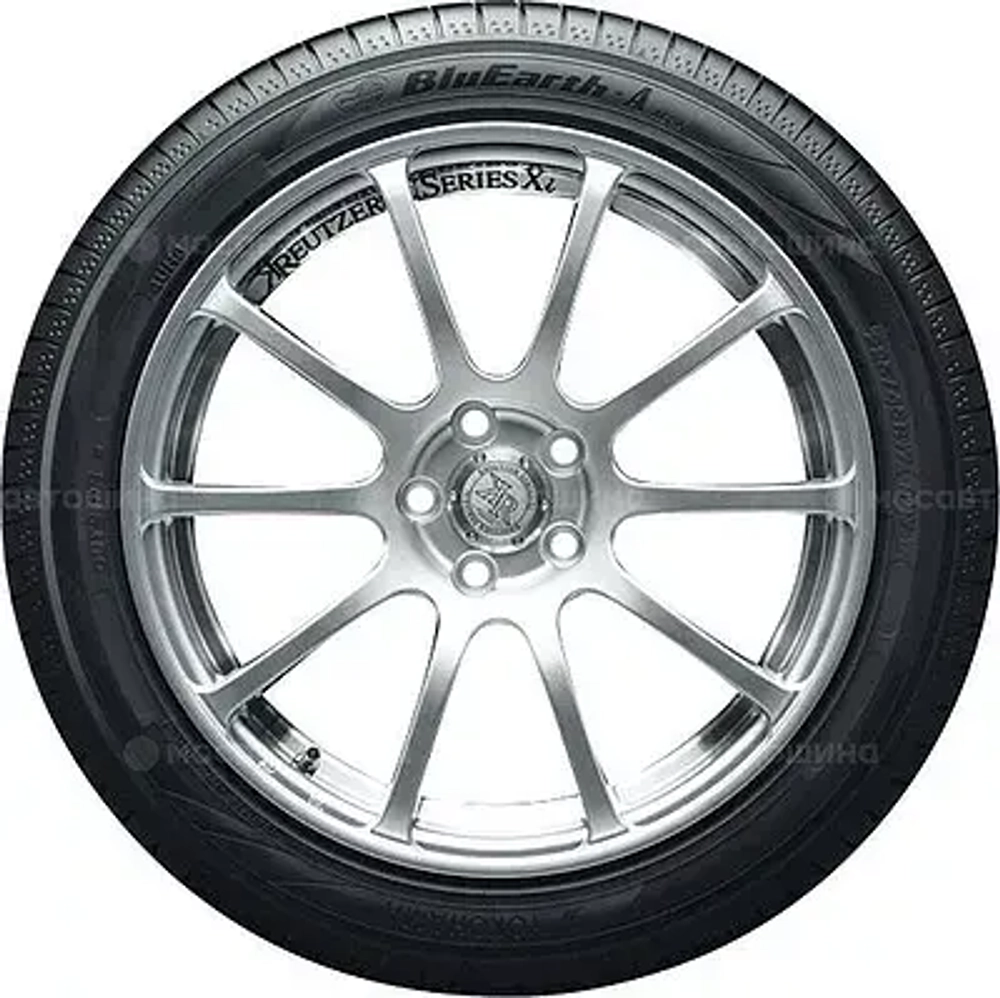 Yokohama Bluearth AE50 235/55 R18 104W