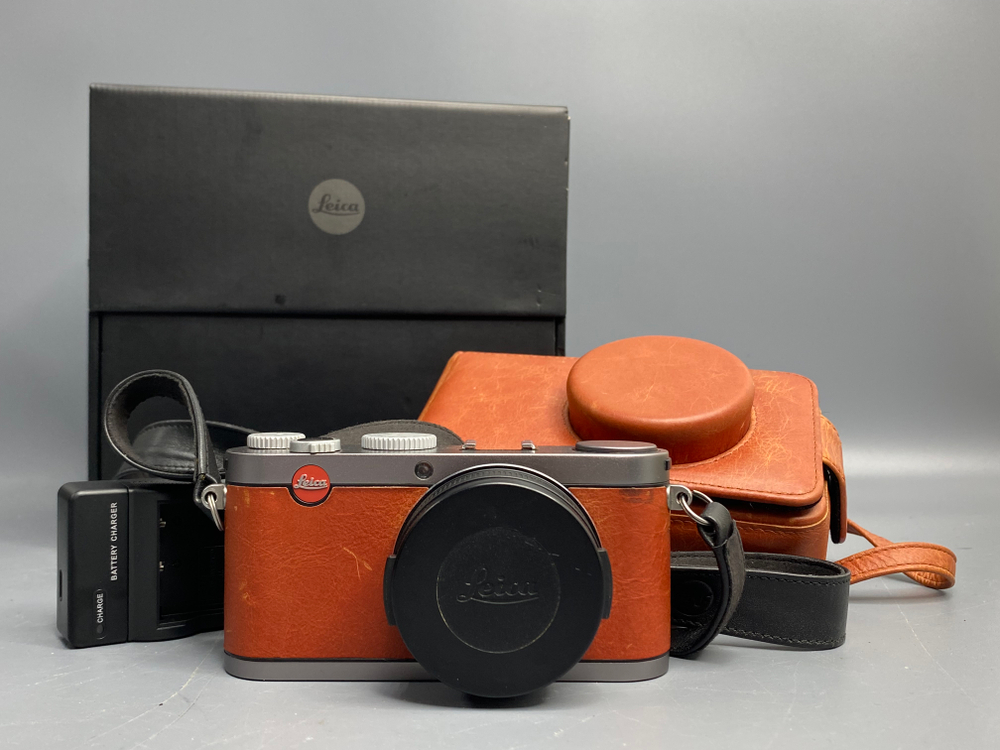 Leica X1 a la Carte