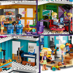 LEGO Friends — Общественный центр Хартлейк 41748