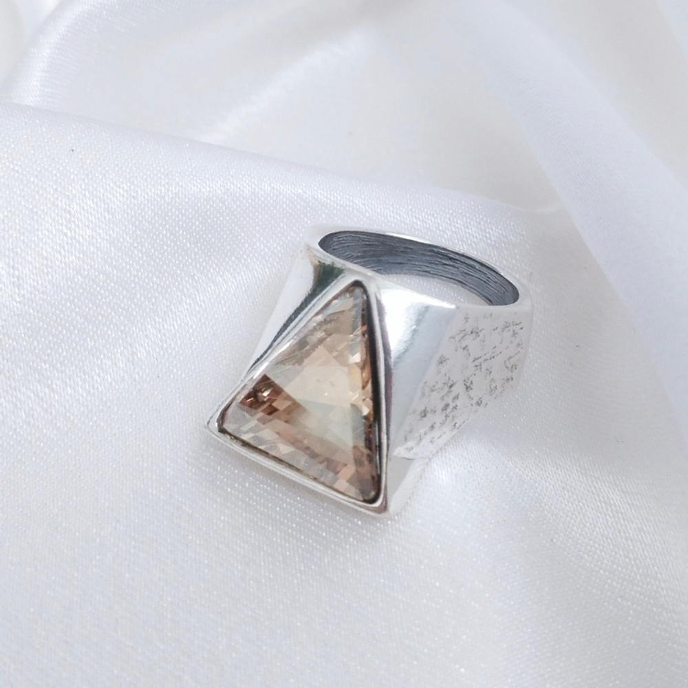 "Грой" кольцо в серебряном покрытии из коллекции "Рок-н-ролл" от Jenavi