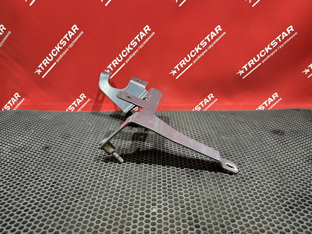 Кронштейн заливной горловины AdBlue