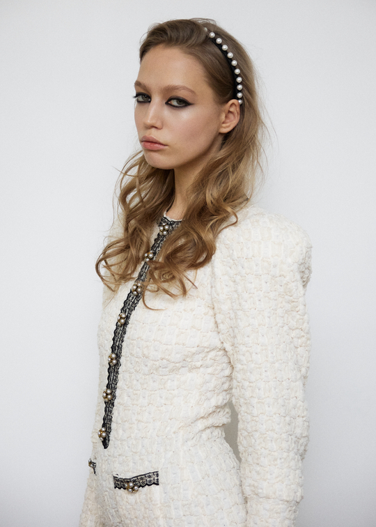 Тонкий ободок с жемчужными шарами