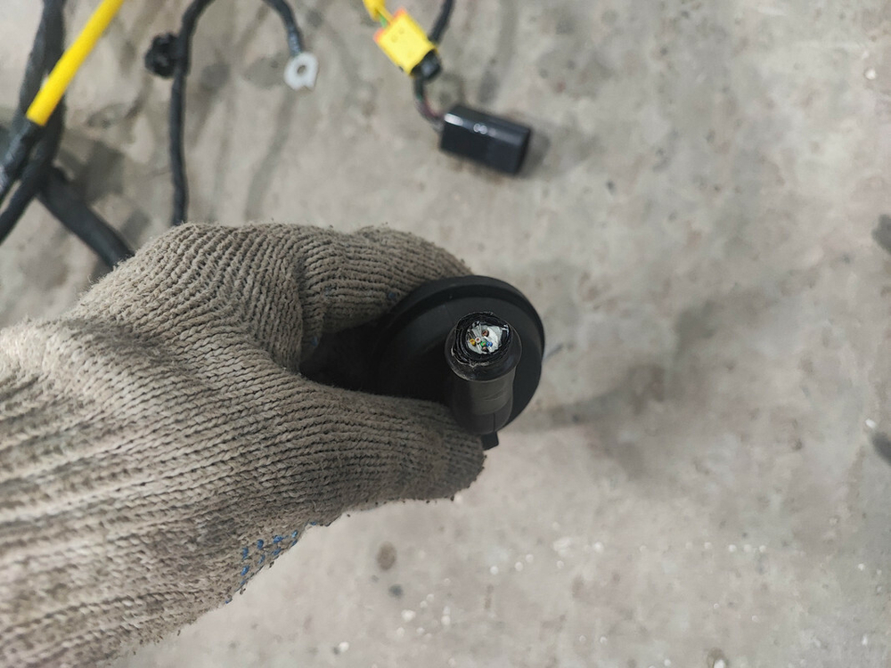 Электропроводка салонная Haval F7 1 19-24 Б/У Оригинал 4004100XKQ10A