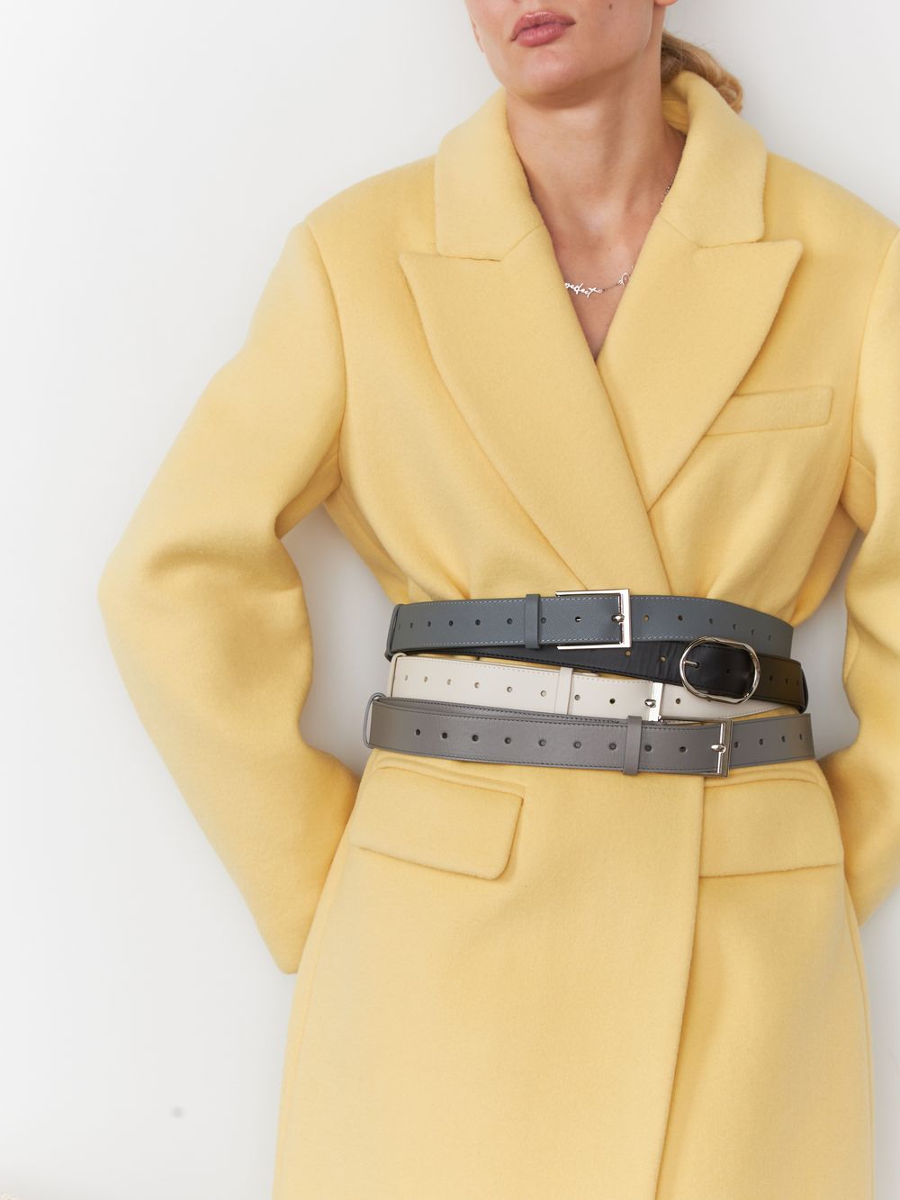 БАЗОВЫЙ РЕМЕНЬ С ОВАЛЬНОЙ ПРЯЖКОЙ BLACK