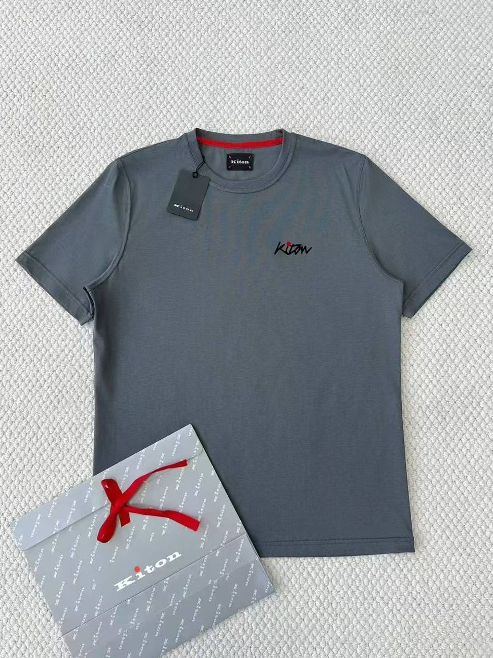 Футболка Kiton