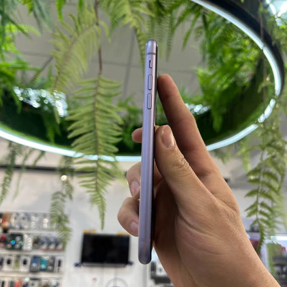 Apple iPhone 11 64 ГБ Пурпурный