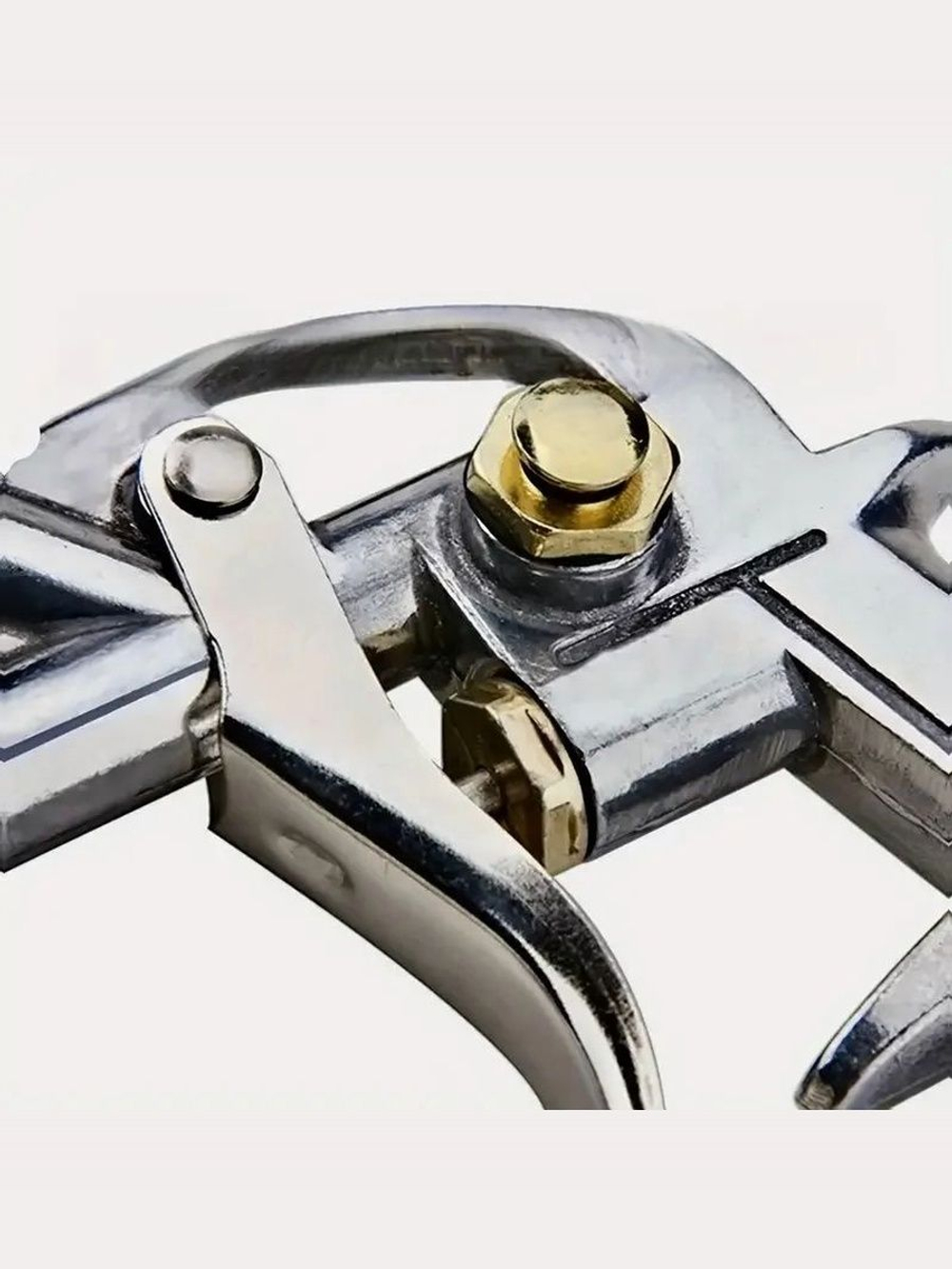 Пистолет для накачки шин с манометром 16 атмосфер