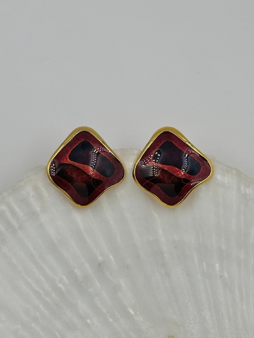 Серьги с бордовой эмалью