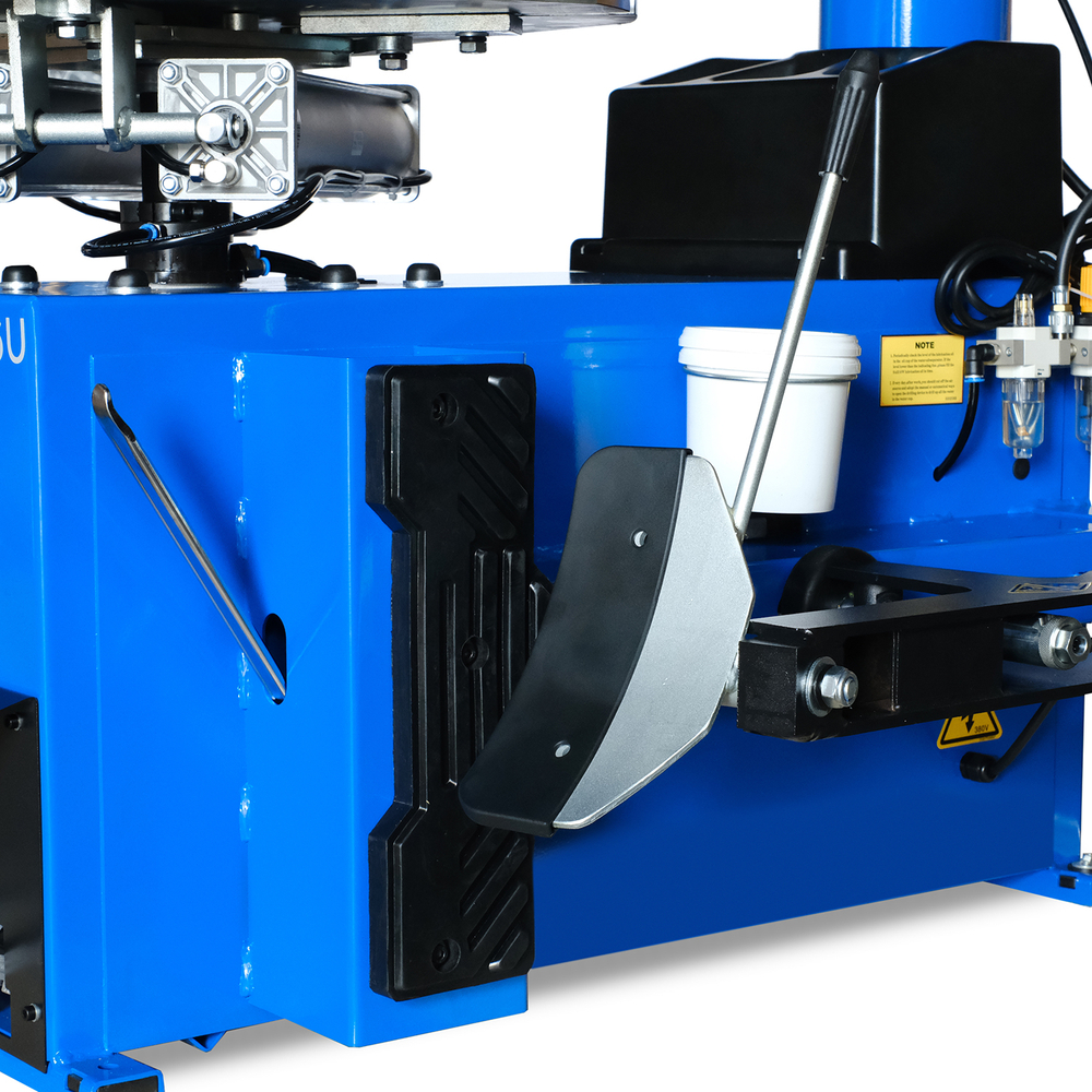 Станок шиномонтажный ROSSVIK V-526U, п/автомат, до 26", 380В с третьей рукой