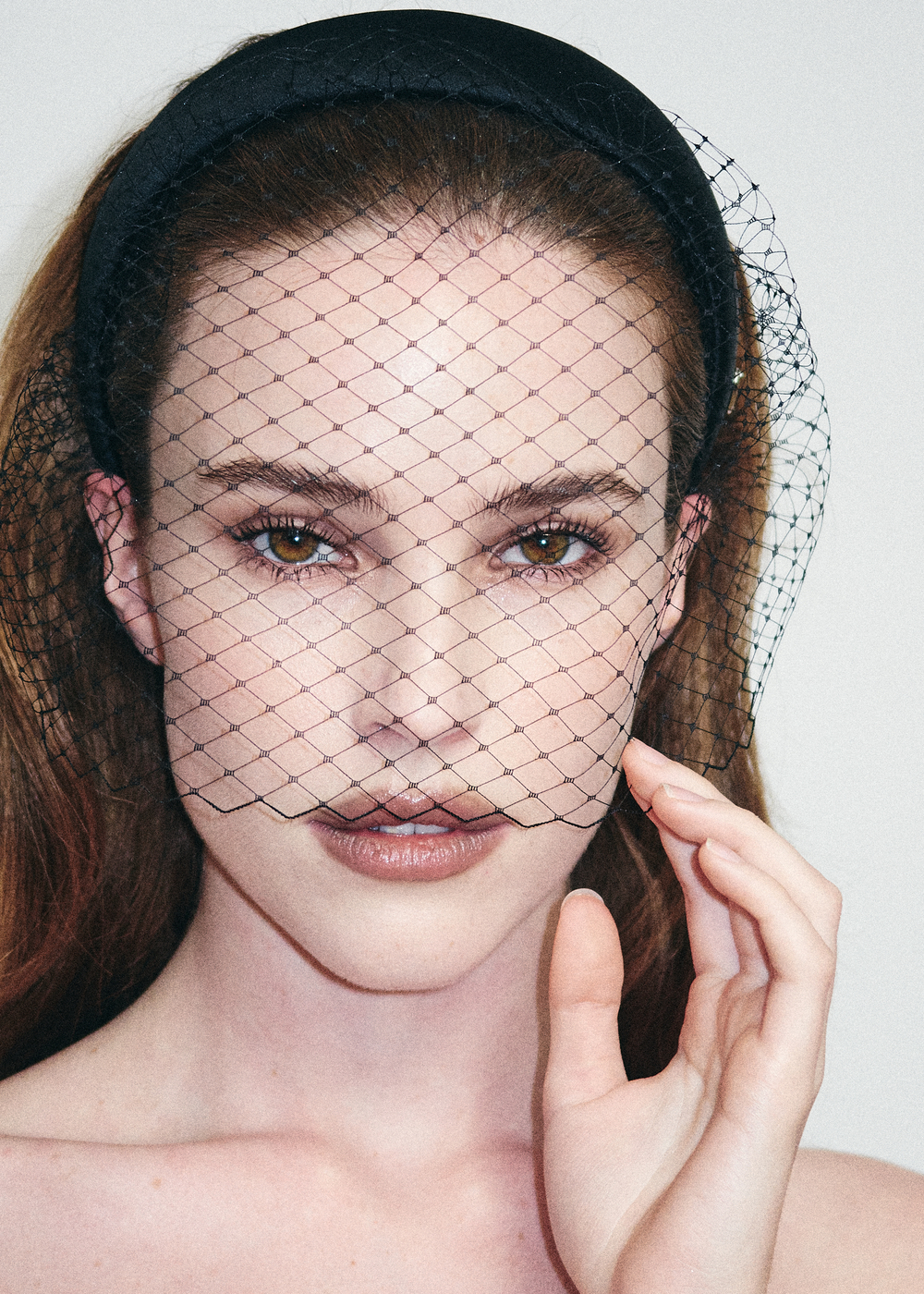 Вуаль классическая на объемном ободке