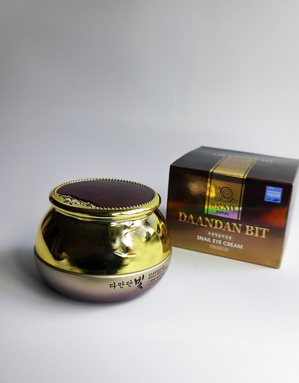 DAANDAN BIT Крем для кожи вокруг глаз SNAIL EYE CREAM антивозрастной с муцином улитки 50 мл.
