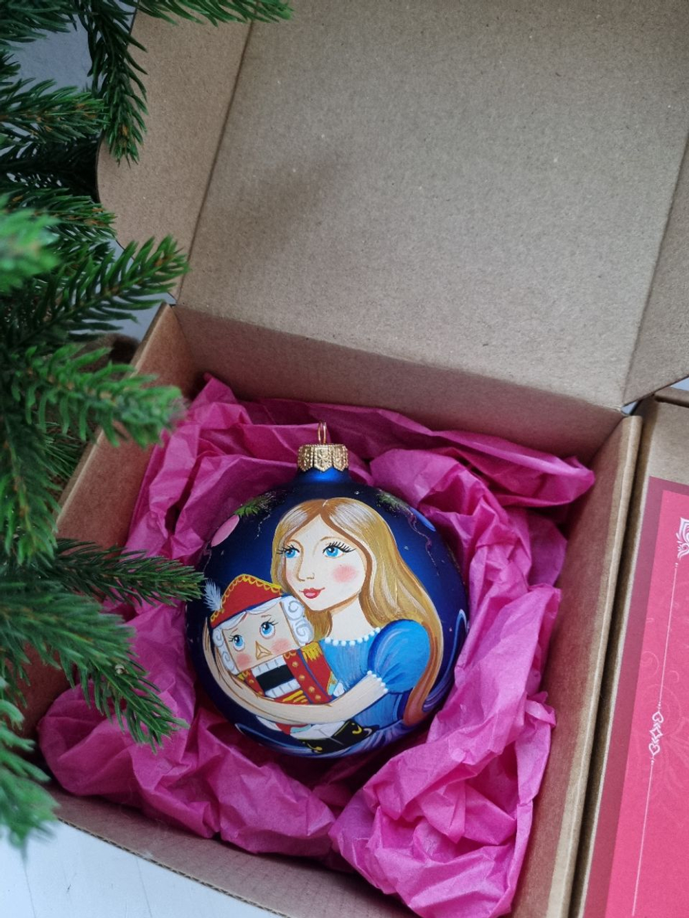 Шар стеклянный "Щелкунчик"