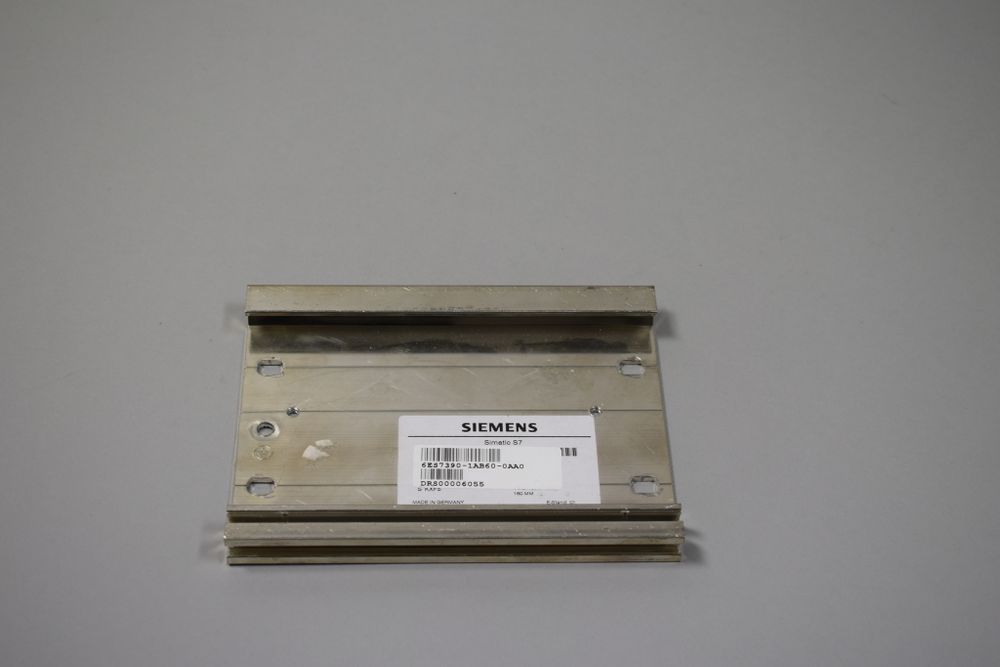 SIEMENS 6ES7390-1AB60-0AA0