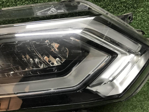 Битая Фара правая Nissan Qashqai 2 j11 (17-23) LED